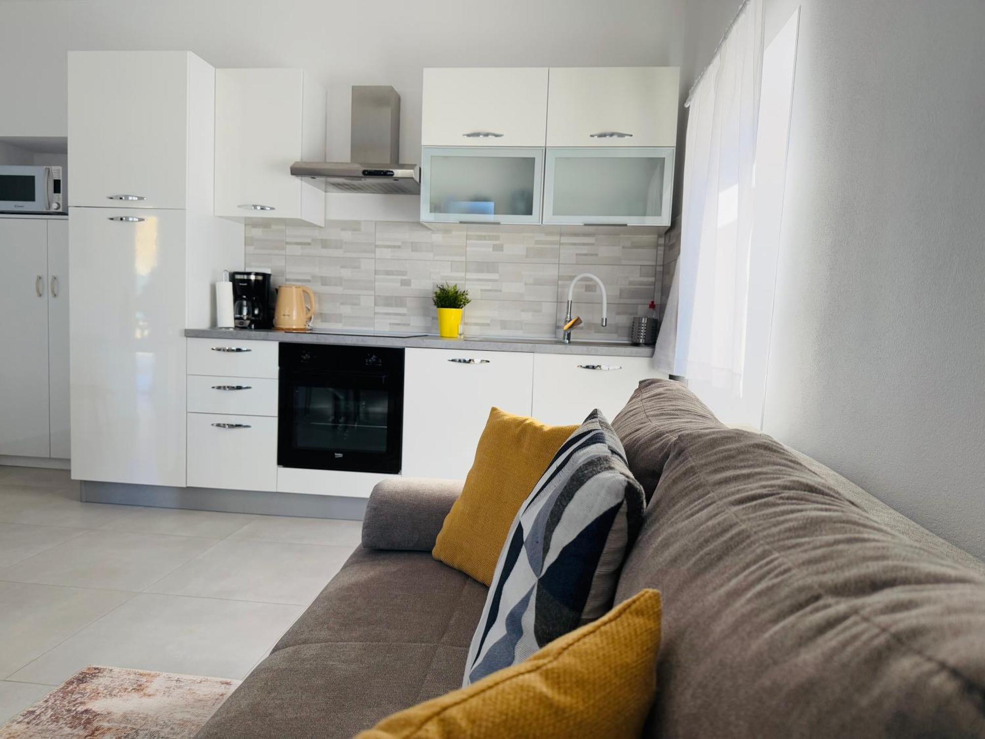 Apartment Erika - For 2 Near The Beach 普拉 外观 照片