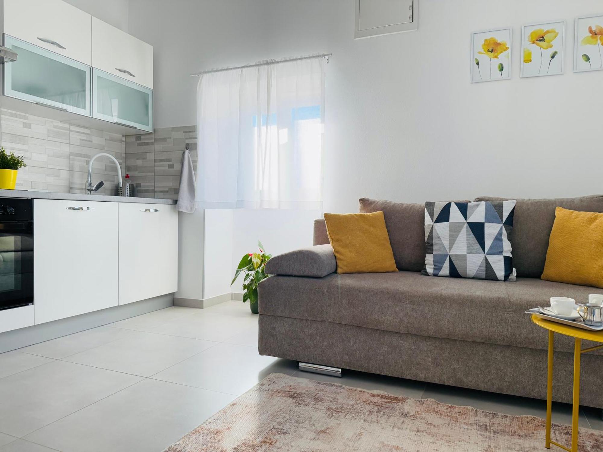 Apartment Erika - For 2 Near The Beach 普拉 外观 照片